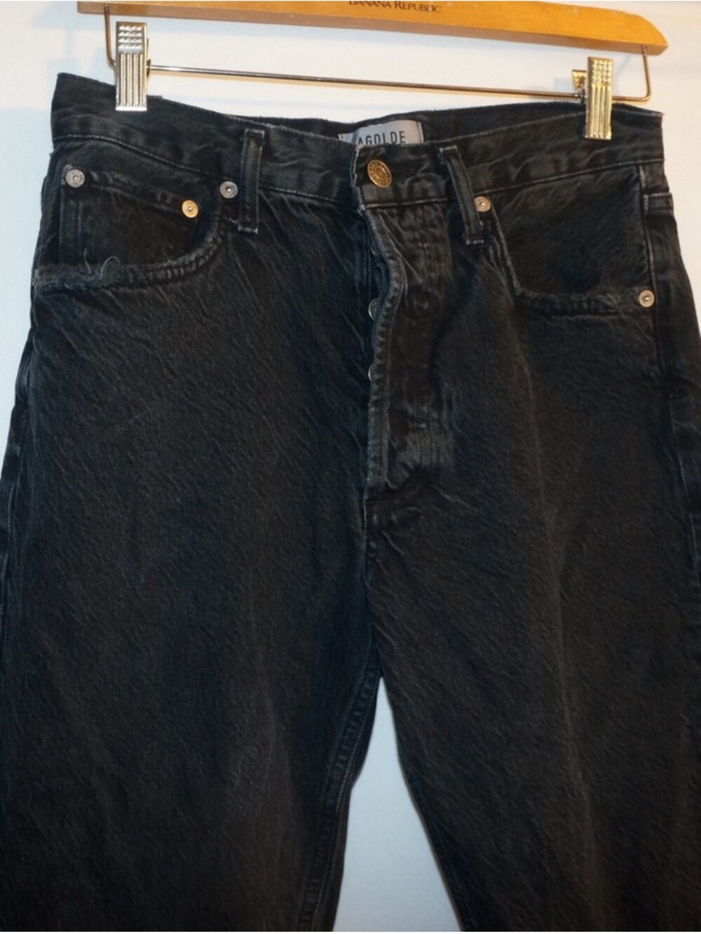 Agolde faded black distressed straight relaxed fit crop Jean sz 26/ size 2